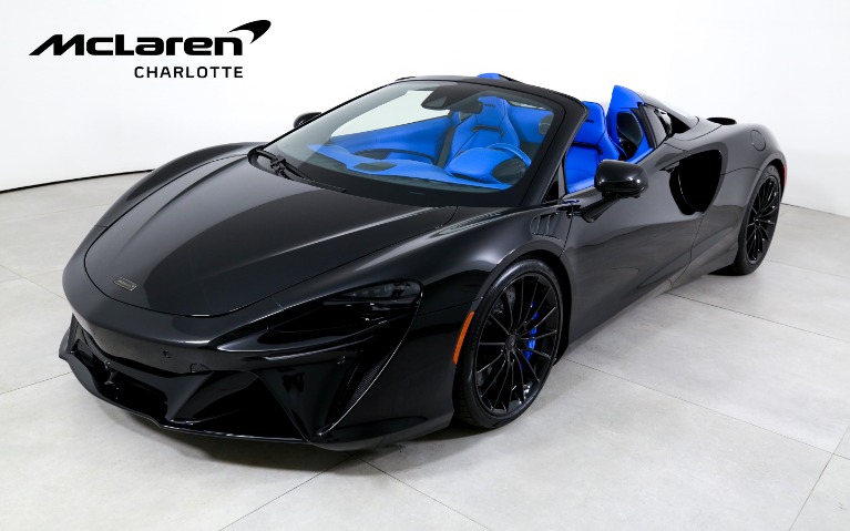 The Luxury of Personalization: How McLaren Charlotte Creates a Tailored Ownership Experience